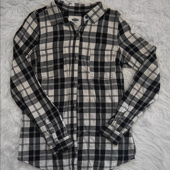 Black and White Plaid Button-up Shirt - Picture 1 of 2